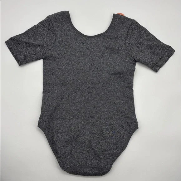 Shapermint Essentials All Day Every Day Short Sleeve Bodysuit in Grey L - Picture 2 of 7